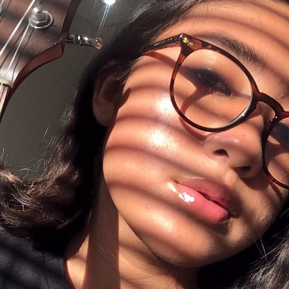 Meet your Posher, Kaila